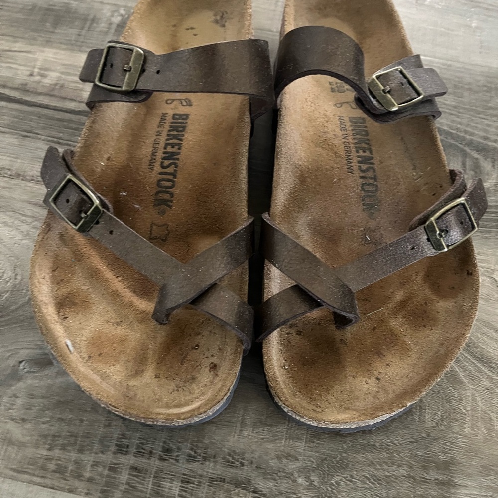 Birkenstock Women’s Mayari style, Brown Metallic Cross-Strap Sandals, Size 39
